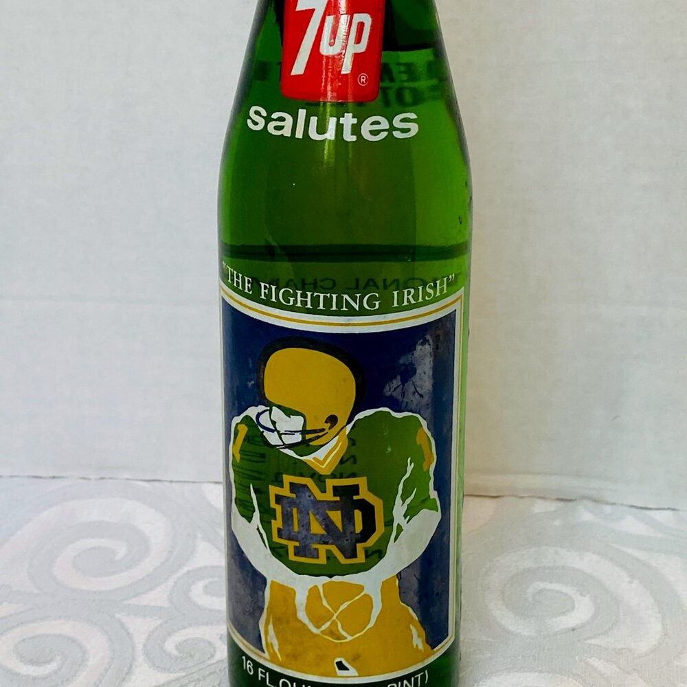 Notre Dame 1977 National Champions 7-up Commemorative Bottle Full W/Original Cap
